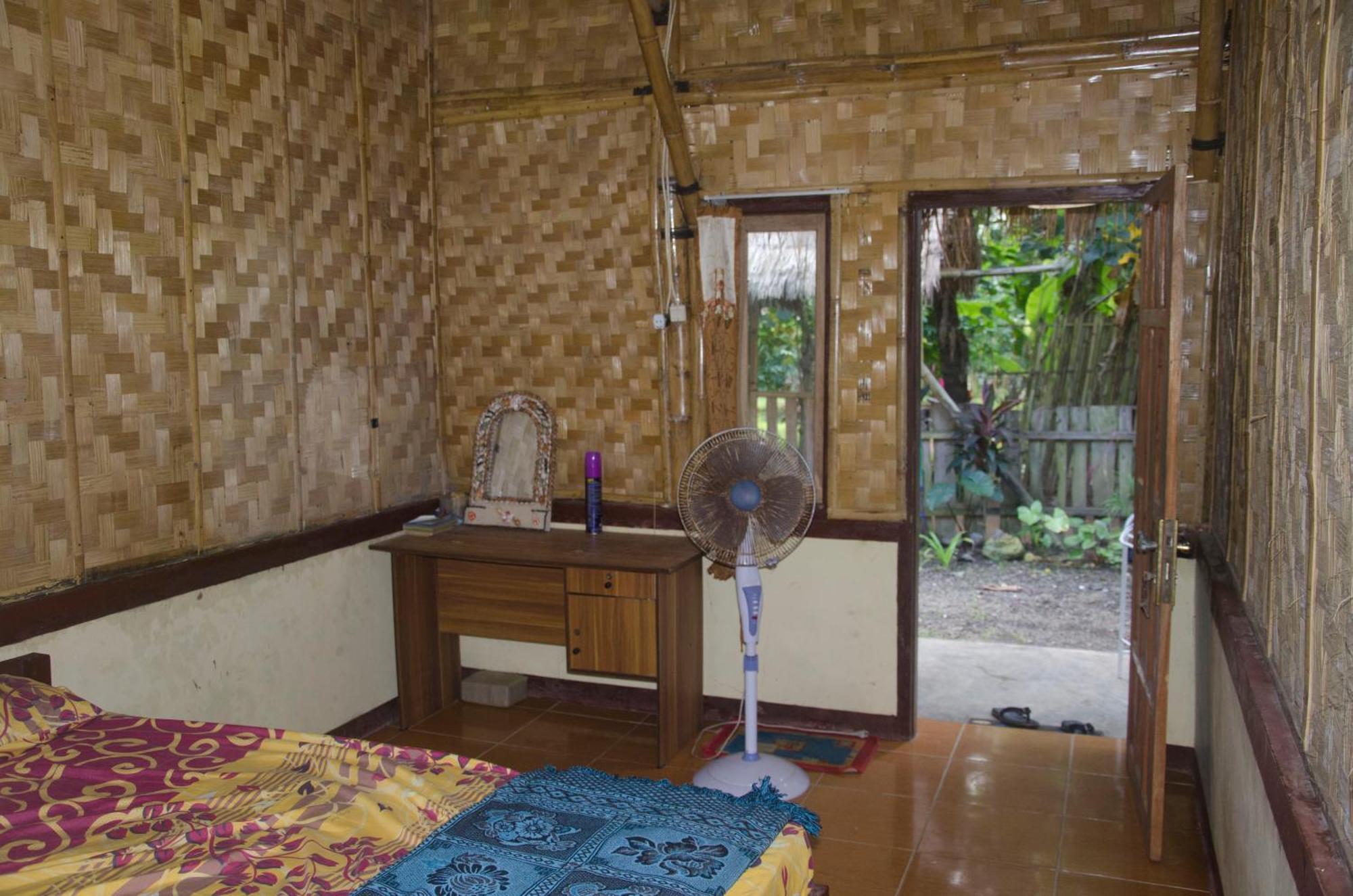 Red Island Bungalows Pasanggaran Zewnętrze zdjęcie