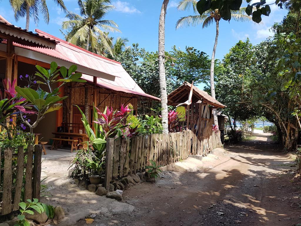 Red Island Bungalows Pasanggaran Zewnętrze zdjęcie
