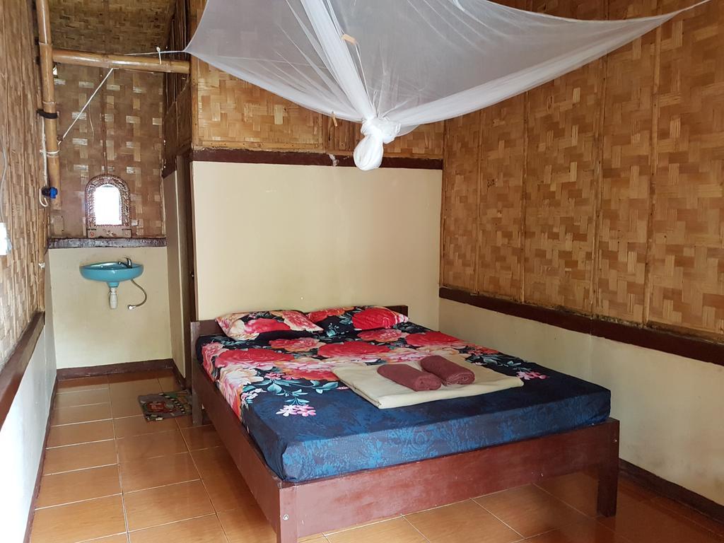 Red Island Bungalows Pasanggaran Pokój zdjęcie