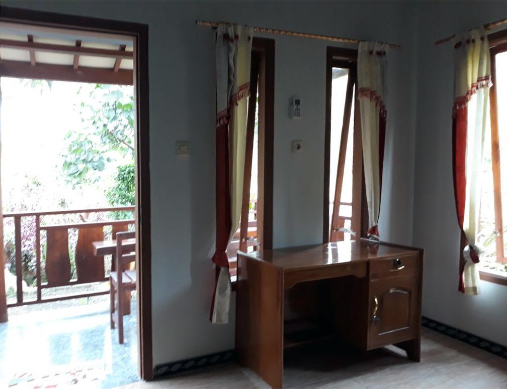 Red Island Bungalows Pasanggaran Pokój zdjęcie